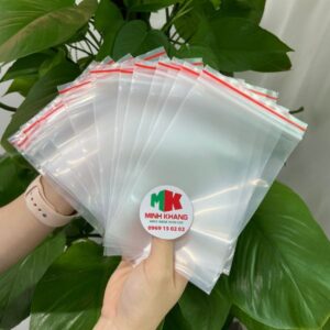 Hình ảnh túi zip chỉ đỏ số 5