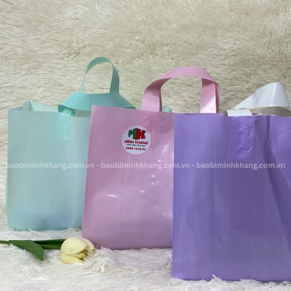 mau-hot-trend-cua-tui-quai-ep-2025 Mẫu hot trend túi ép quai