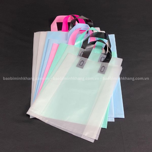 tui-quai-ep-trong-tai-bao-bi-minh-khang Túi quai ép trong với quai nhiều mảu