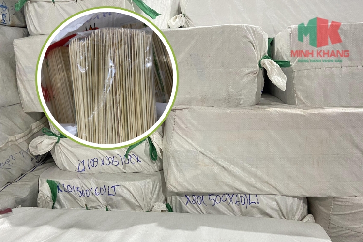 Kho que tre xiên thịt