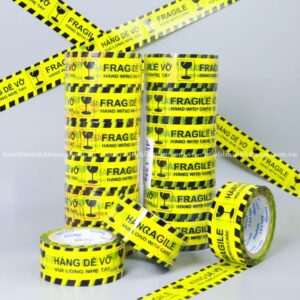 Băng dính hàng dễ vỡ tại bao bì Minh Khang.