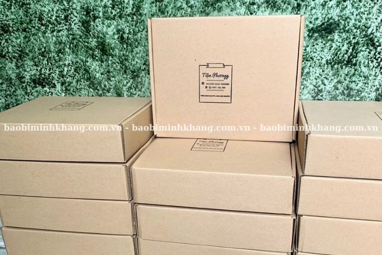 Hộp carton vuông bảo vệ sản phẩm an toàn, hỗ trợ in ấn tốt