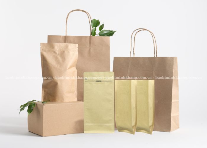 Bao bì giấy thân thiện môi trường nhờ khả năng phân hủy nhanh và tái chế dễ dàng