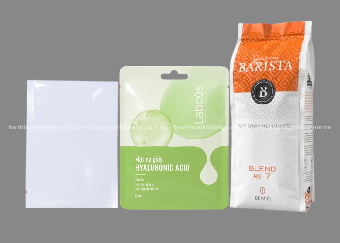 Bao bì nhựa màng ghép phức hợp với nhiều kiểu dáng như túi 3 cạnh, túi 4 biên