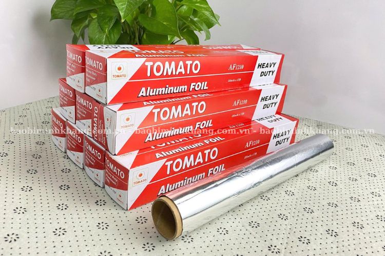 Giấy bạc Tomato tại Minh Khang là lựa chọn bền chắc cho món thịt nướng giấy bạc